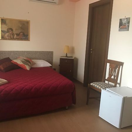 Bed and Breakfast La Quercia Козенца Экстерьер фото