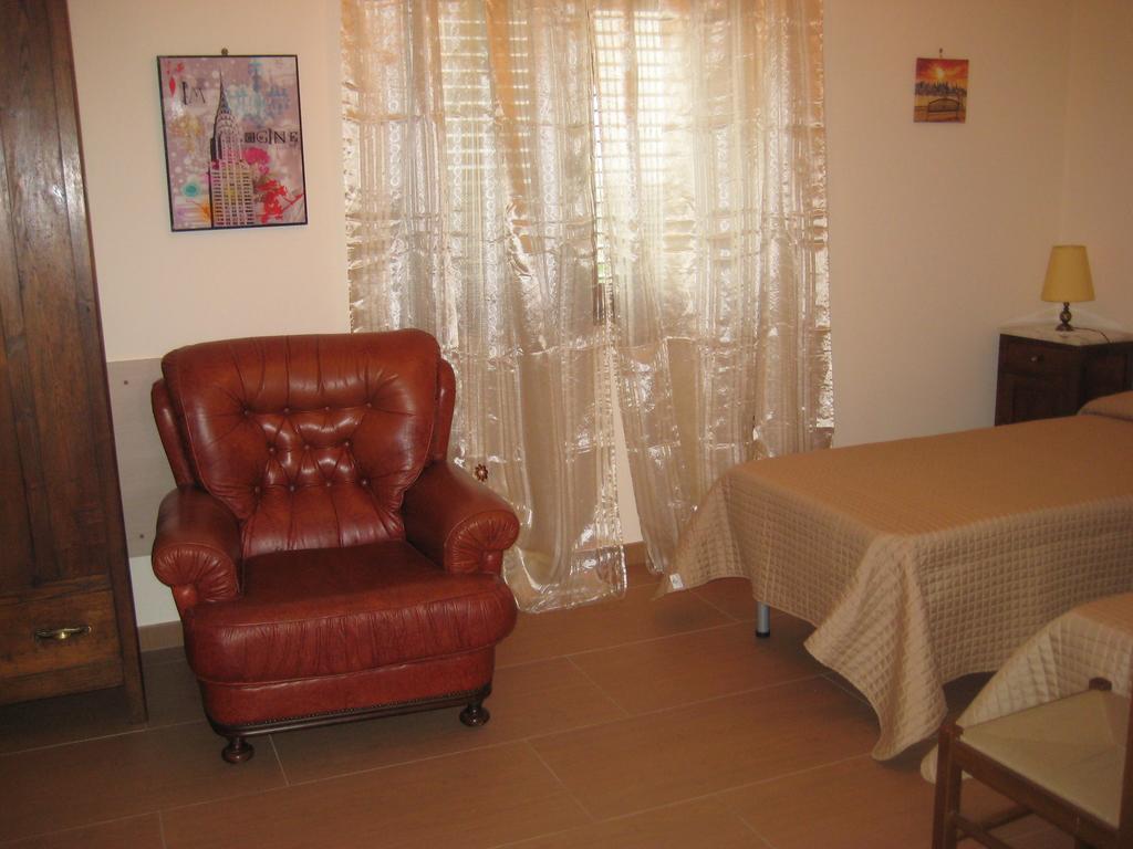 Bed and Breakfast La Quercia Козенца Номер фото